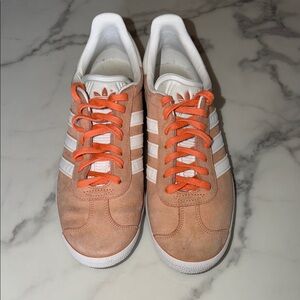 Adidas Gazelle Peach Suede Sneakers – Classic 3 Stripe – Women’s Size 8.5